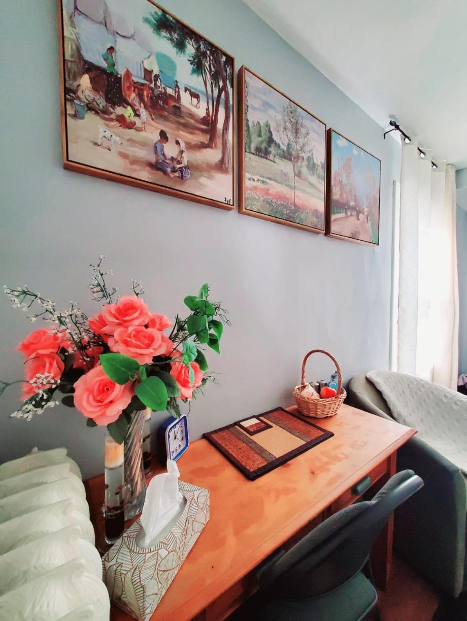 Merj'S Guest House In Wolesly 温尼伯 外观 照片